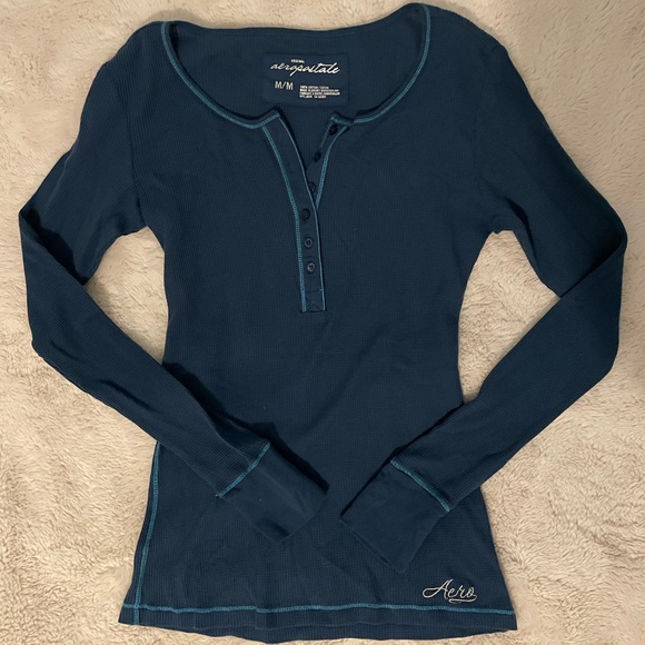 Aeropostale Tops - Vintage Aeropostale Contrast Stitch Henley